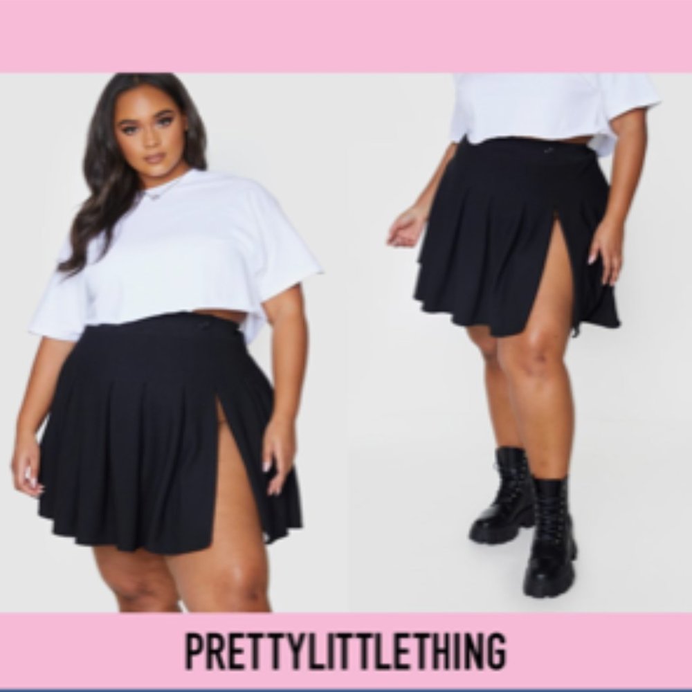 Pleated Skirt with Slit